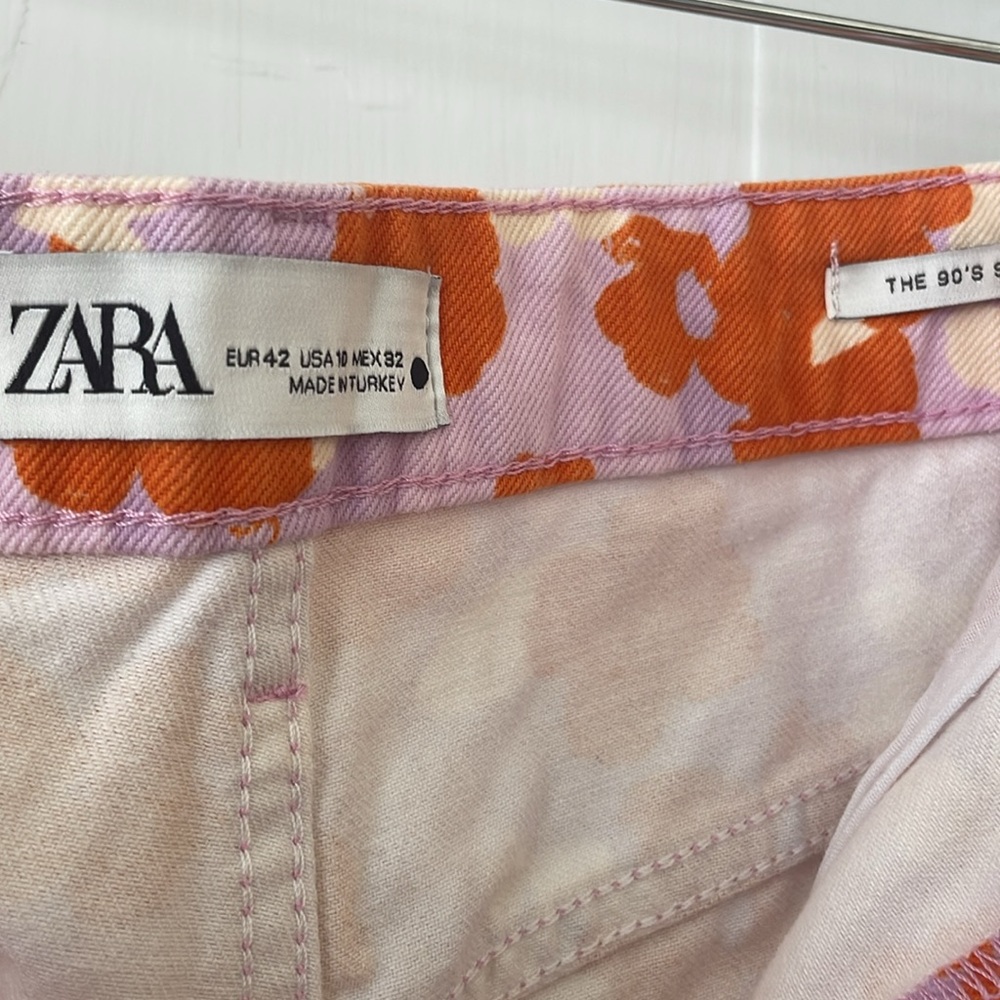 Zara NWOT “The 90s Short ” in Poppy Flower Lilac & Orange Cotton Print Size 10 - Picture 4 of 6